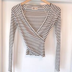 Hollister Mock Wrap Top (XS)